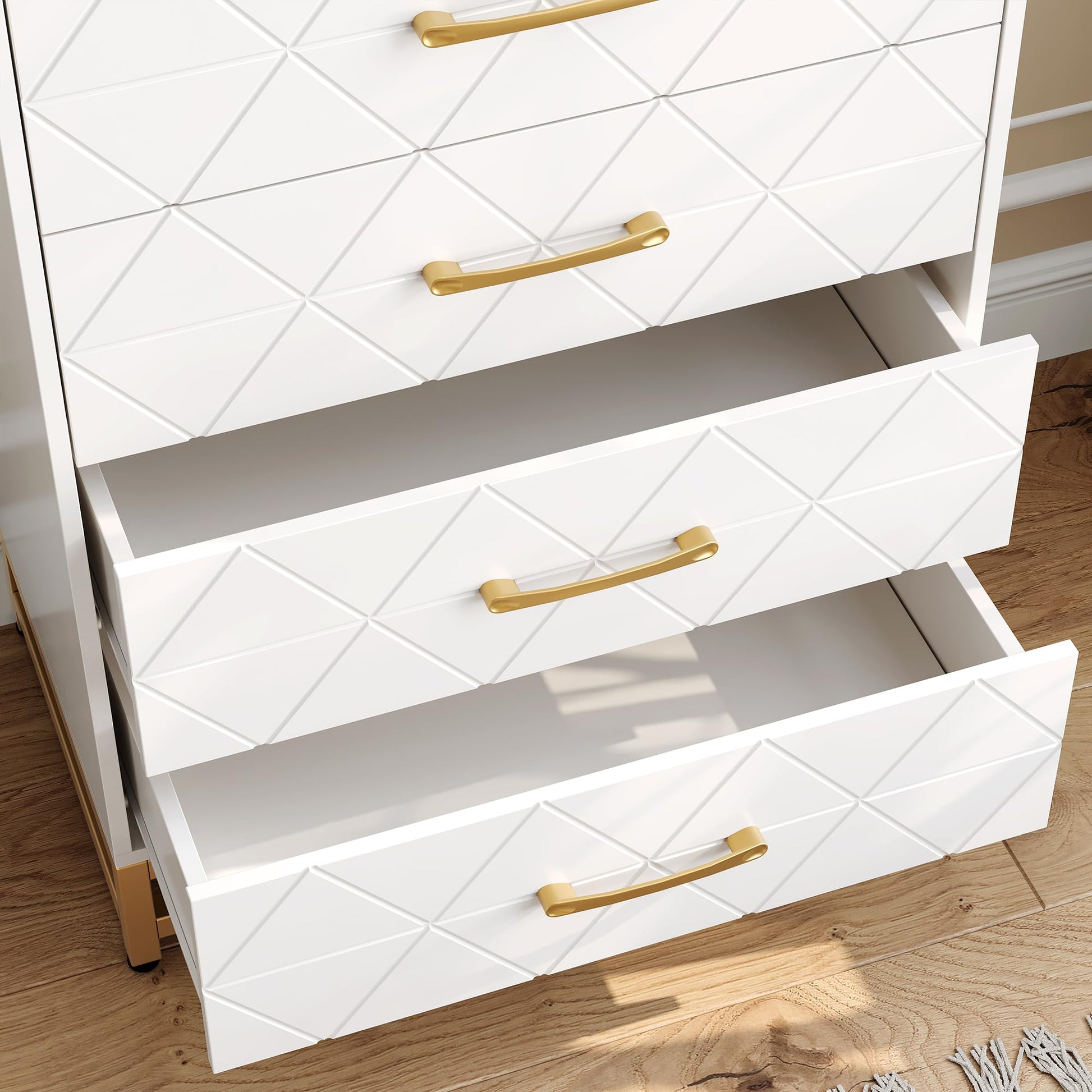 Cassettiera Garvee per camera da letto, 4 cassetti, moderna, maniglie in metallo, legno MDF, bianco, robusta, ampio spazio per l'archiviazione, per ufficio o soggiorno