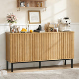 Garvee Mobile Buffet Sideboard 152 cm Scanalato, Design Moderno, Ripiani Regolabili, Legno Multistrato, Supporto Metallico, Multiuso per Soggiorno e Sala da Pranzo, Marrone