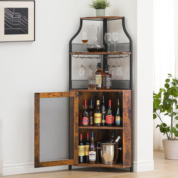 Mobile bar angolare Garvee per liquori con ripiani regolabili, 61 pollici, struttura in metallo, porta in rete, MDF, piedini antiscivolo, antiribaltamento, cucina e soggiorno