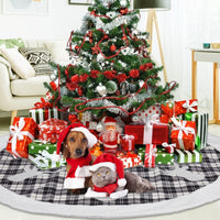 Gonna per albero di Natale Garvee da 48 pollici a quadri bianchi e neri con rifiniture in pelliccia sintetica bianca e motivi di renne argentate per feste e celebrazioni in famiglia