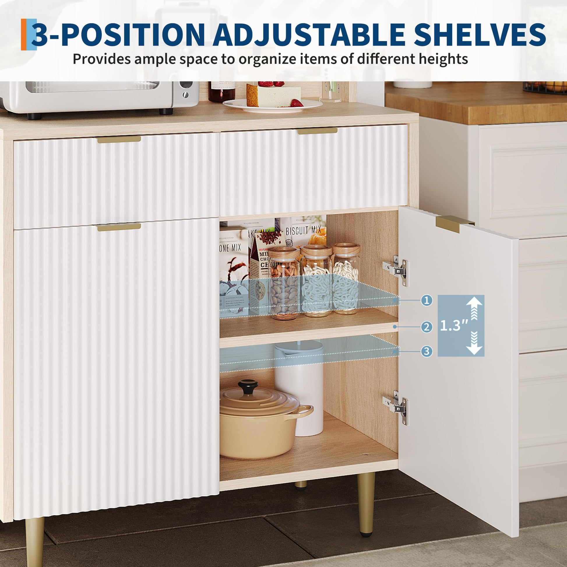 Credenza a buffet scanalata Garvee con ripiani regolabili, 2 cassetti, legno, gambe in metallo, soggiorno e cucina moderni, protezione antiribaltamento, elegante motivo a onde