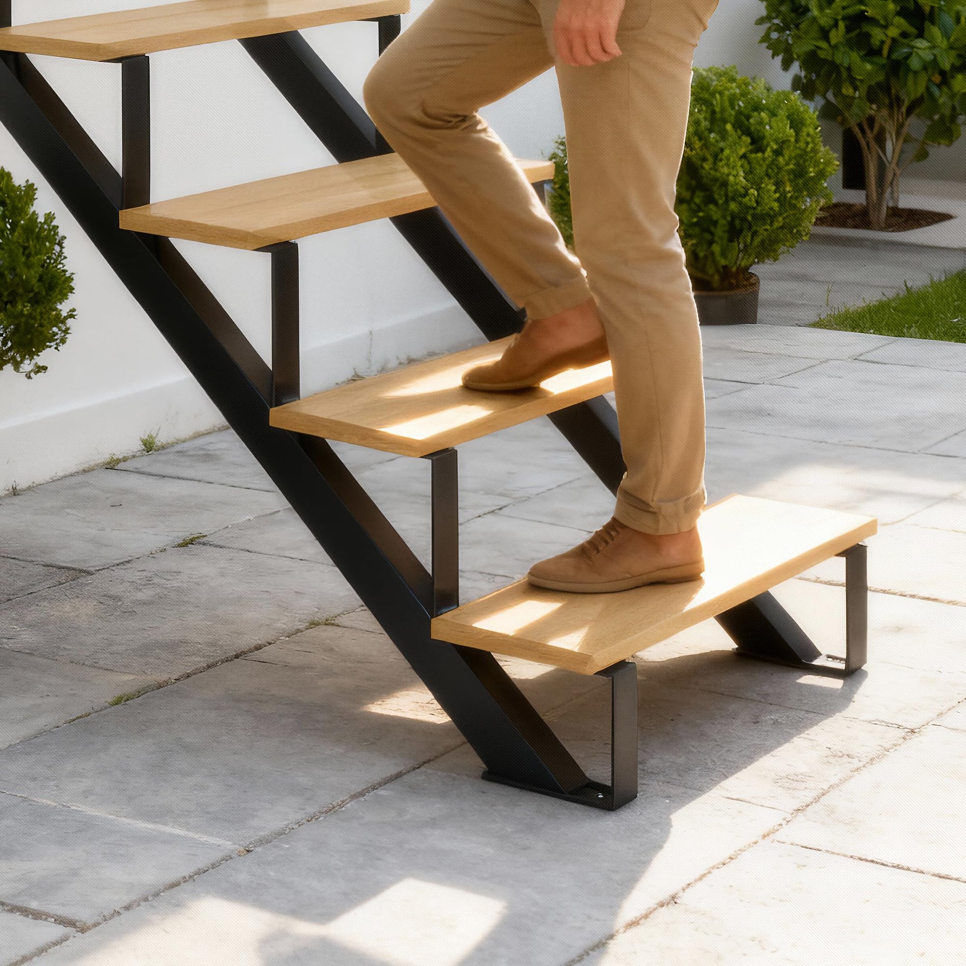 Set di gradini per scale in acciaio Garvee, longheroni per scale in metallo con gambe di rinforzo per uso interno ed esterno, 2 pezzi, verniciati a polvere, capacità di carico di 3000 libbre