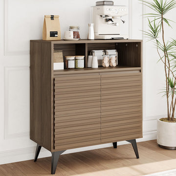Credenza con ante scanalate Garvee, con ripiani regolabili, per soggiorno, cucina, corridoio, struttura in legno, gambe 3D, gambe in metallo