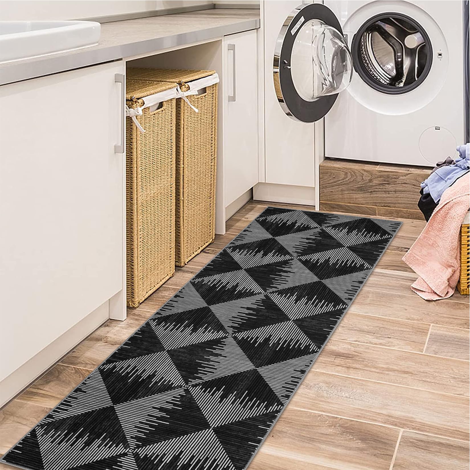 Tappeto lavabile Garvee 80 x 150 cm nero a pelo corto antiscivolo per soggiorno e camera da letto