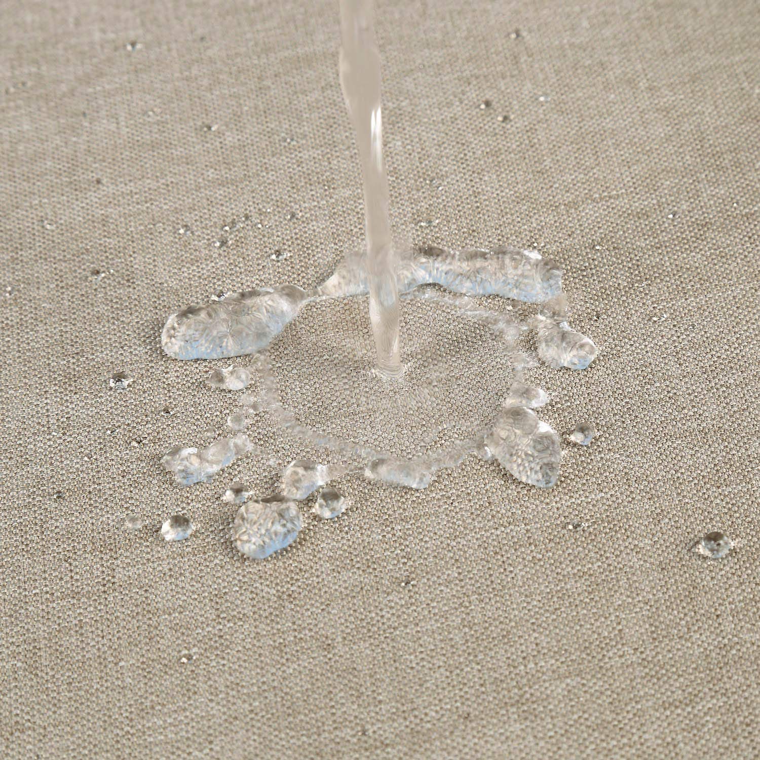 Tenda da doccia impermeabile in poliestere Garvee con ganci per bagni e vasche da bagno, 182,9 x 243,2 cm, colore caffè