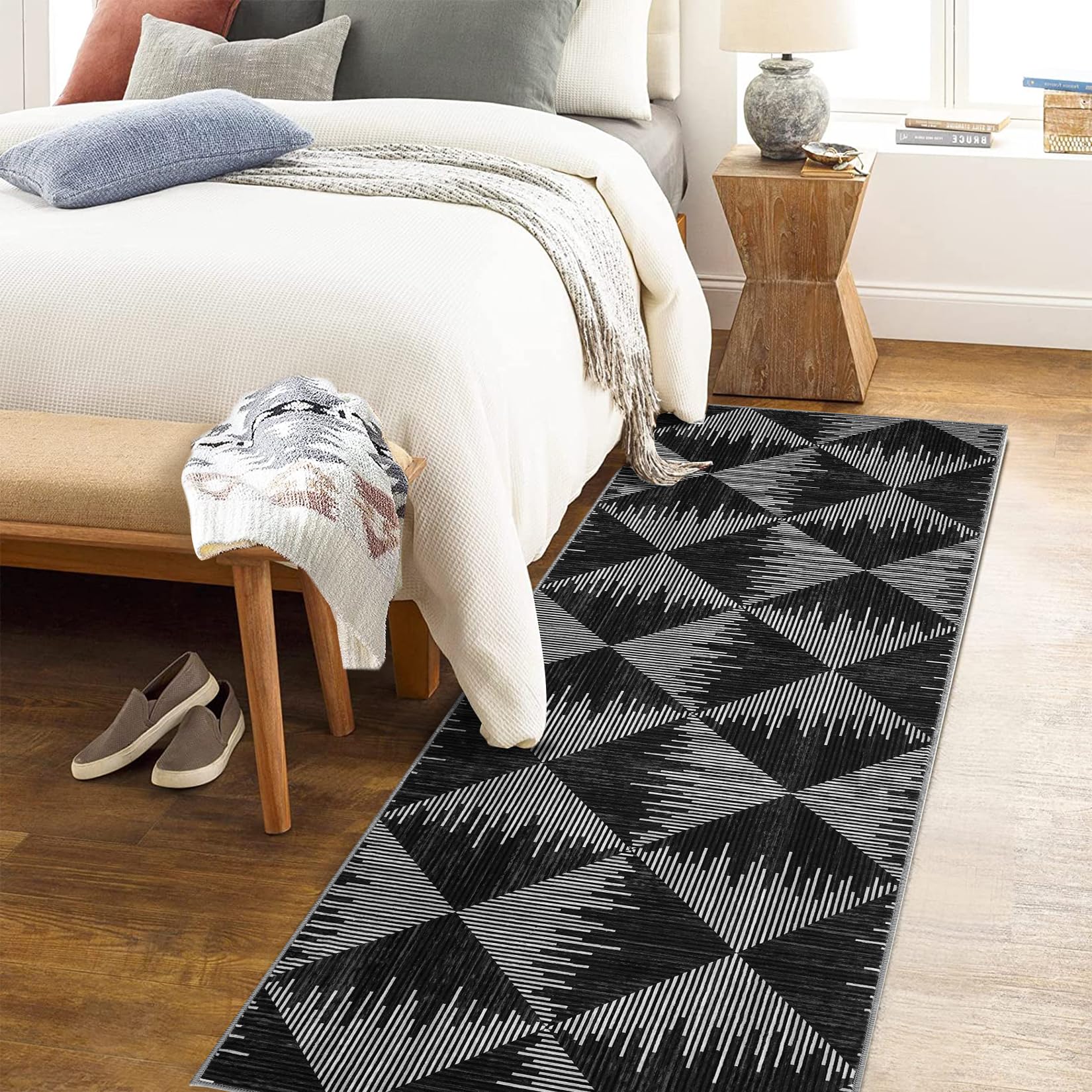 Tappeto lavabile Garvee 80 x 150 cm nero a pelo corto antiscivolo per soggiorno e camera da letto