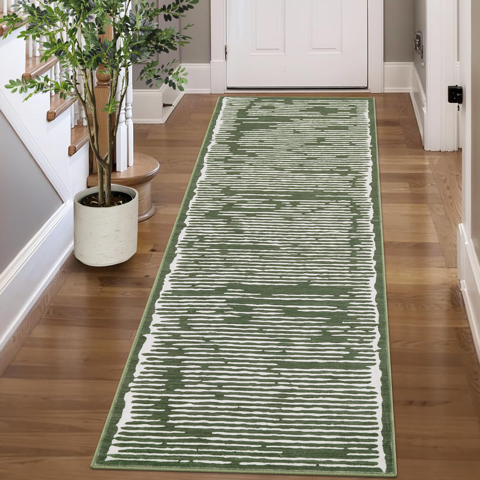 Tappeto Garvee lavabile a pelo corto 80x150 cm verde militare per soggiorno, camera da letto, sala da pranzo, cucina, corridoio
