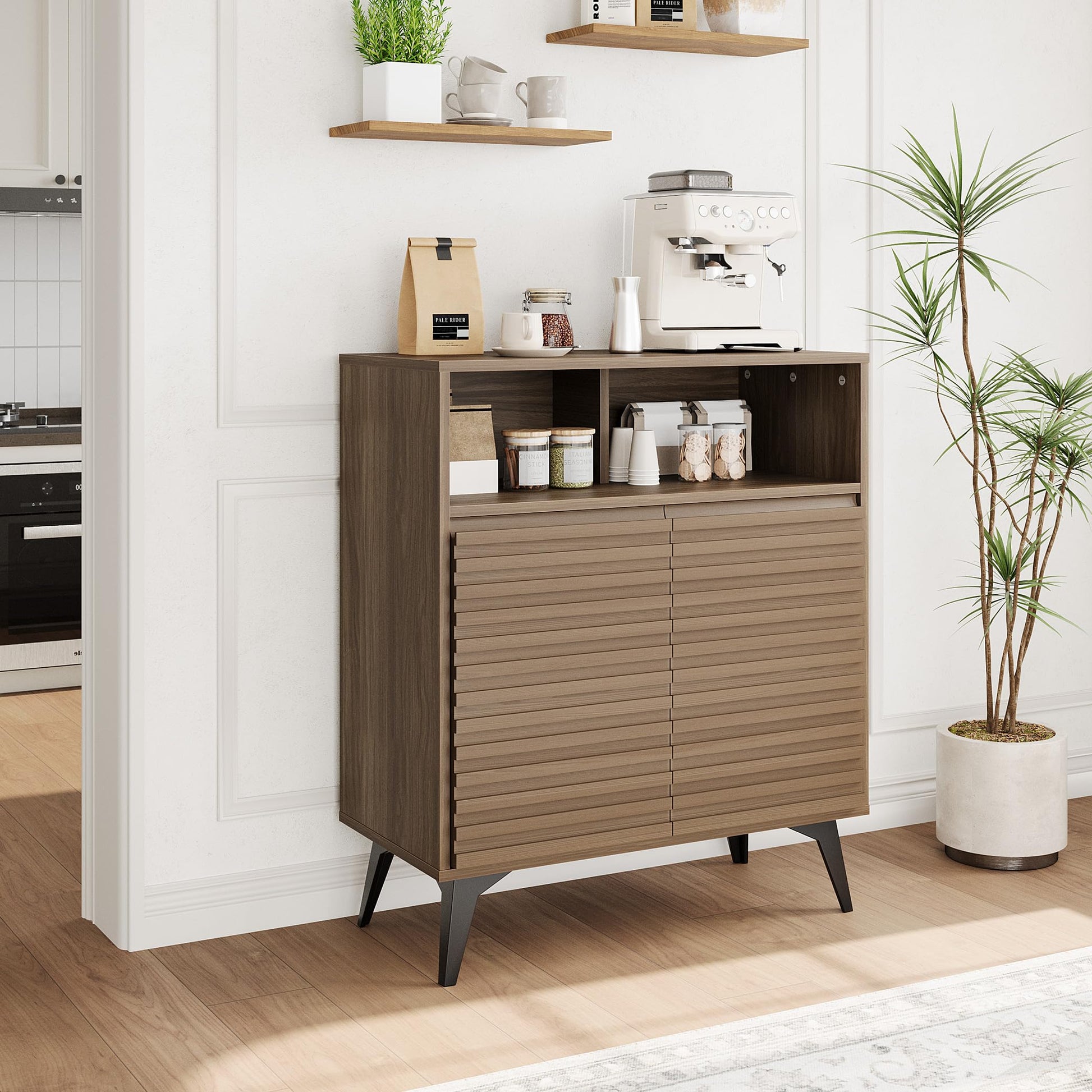 Credenza con ante scanalate Garvee, con ripiani regolabili, per soggiorno, cucina, corridoio, struttura in legno, gambe 3D, gambe in metallo