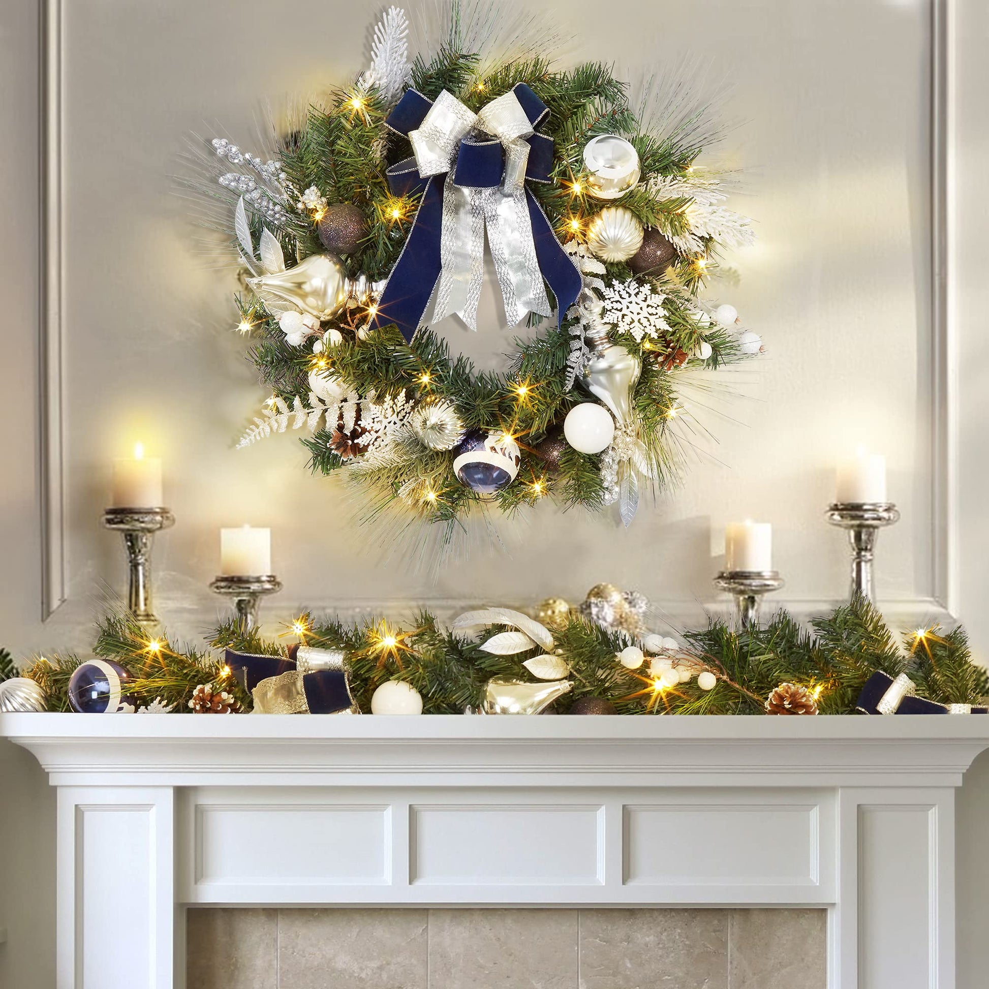 Ghirlanda natalizia Garvee blu da 24 pollici con luci a LED, palline infrangibili, timer per uso interno ed esterno, decorazione festiva, blu e argento