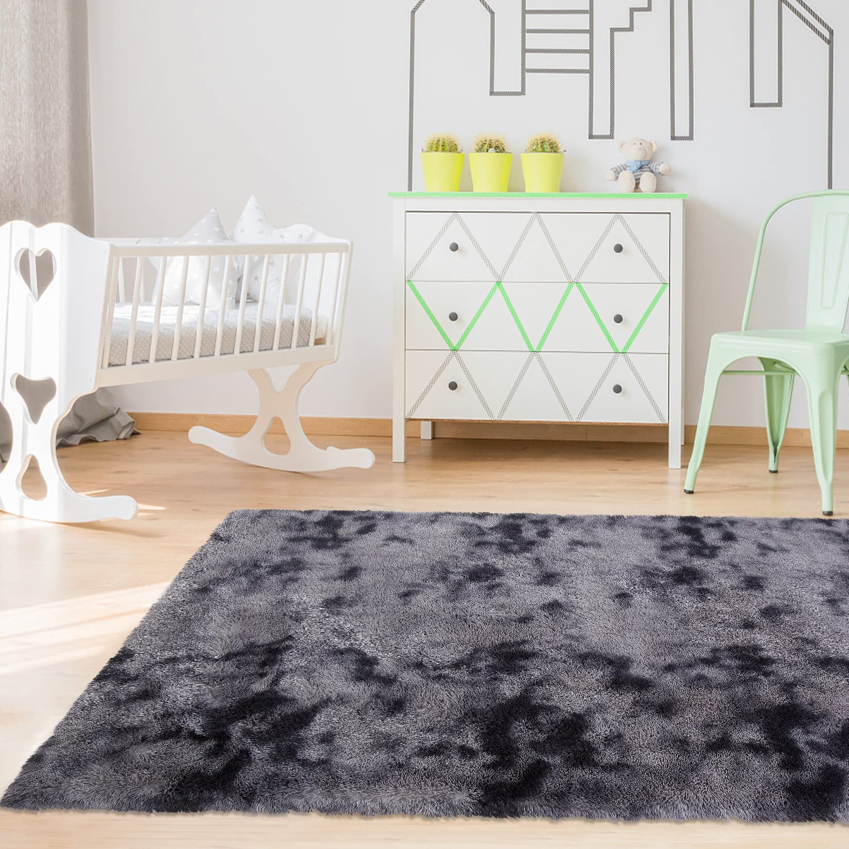 Tappeto rotondo Garvee Fluffy da 2'7,5" per cameretta dei bambini, grigio, morbido e soffice, in velluto e spugna, antiscivolo e fonoassorbente, per camerette di neonati e adolescenti.