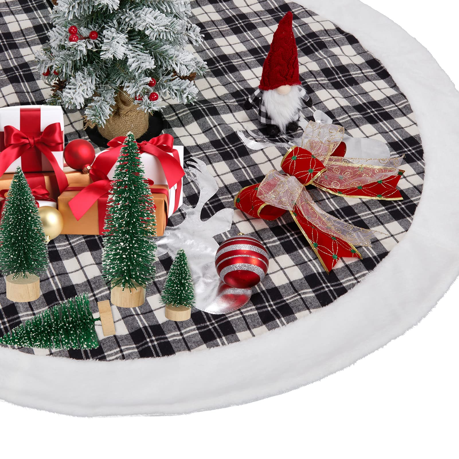 Gonna per albero di Natale Garvee da 48 pollici a quadri bianchi e neri con rifiniture in pelliccia sintetica bianca e motivi di renne argentate per feste e celebrazioni in famiglia