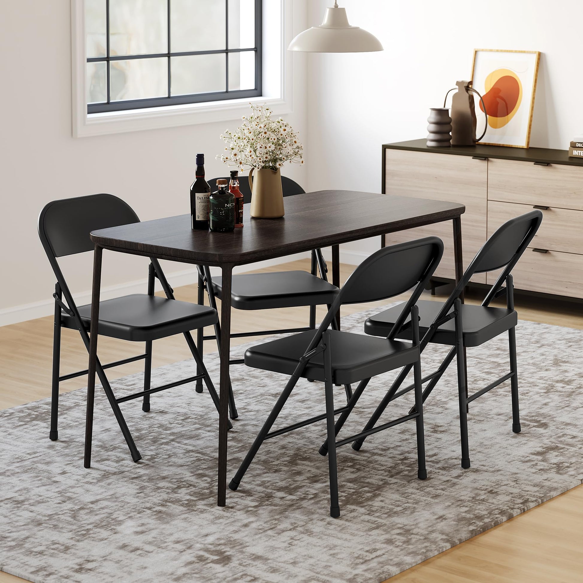 Set di 4 sedie pieghevoli Garvee con seduta comoda, struttura in acciaio, pieghevoli per uso interno ed esterno, nere, capacità di peso fino a 350 libbre