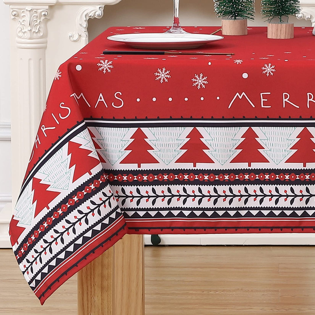 Tovaglia natalizia Garvee, rosa, in tela cerata idrorepellente con albero di Natale, rettangolare, 54x90 pollici