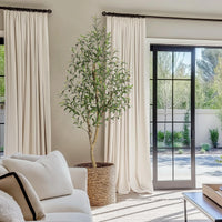 Albero di ulivo artificiale Garvee da 6 piedi con frutti realistici e tronco flessibile per interni, soggiorno, ufficio, vaso bianco