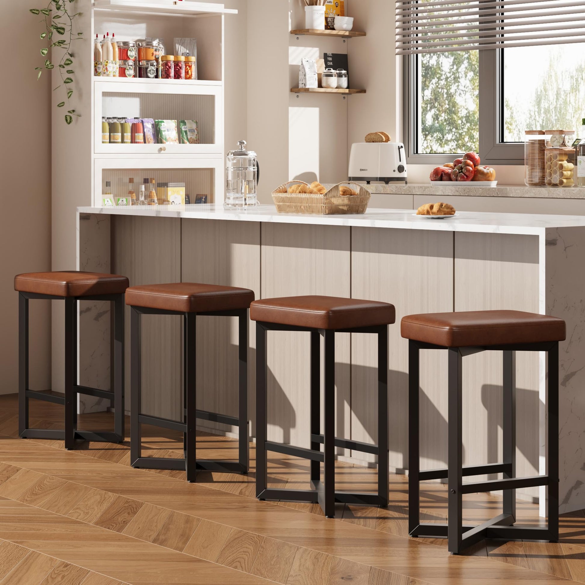 Set 4 sgabelli da bar Garvee, 24.6" in similpelle, struttura in metallo, moderni, senza railale, isola cucina, sala da pranzo, nero