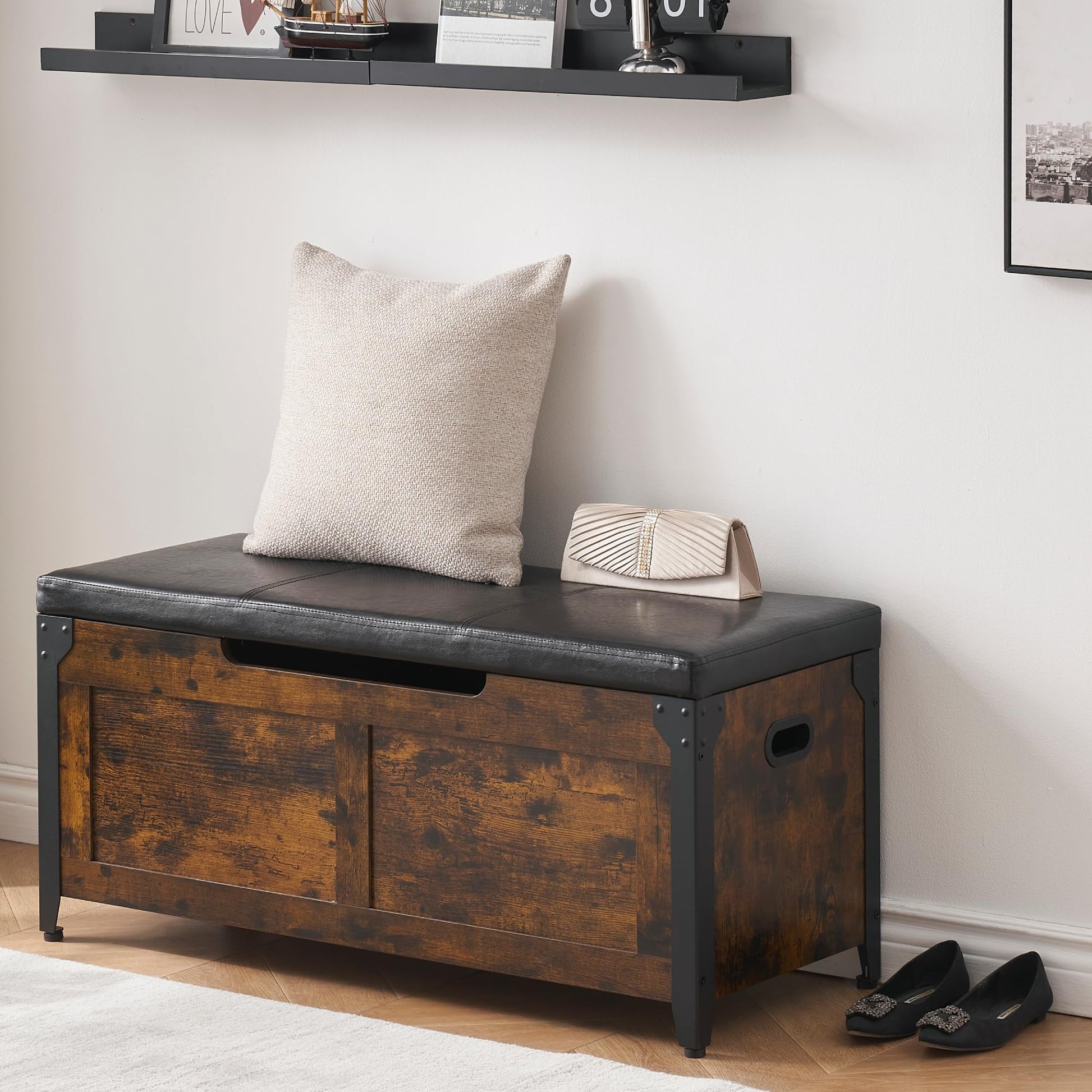 Garvee Cassapanca Contenitore in Legno con Telaio in Metallo, Cerniere di Sicurezza, Cuscino Imbottito, Ampio Spazio per Ingresso e Camera, 15.7"D x 39.4"W x 18.1"H, Multicolore