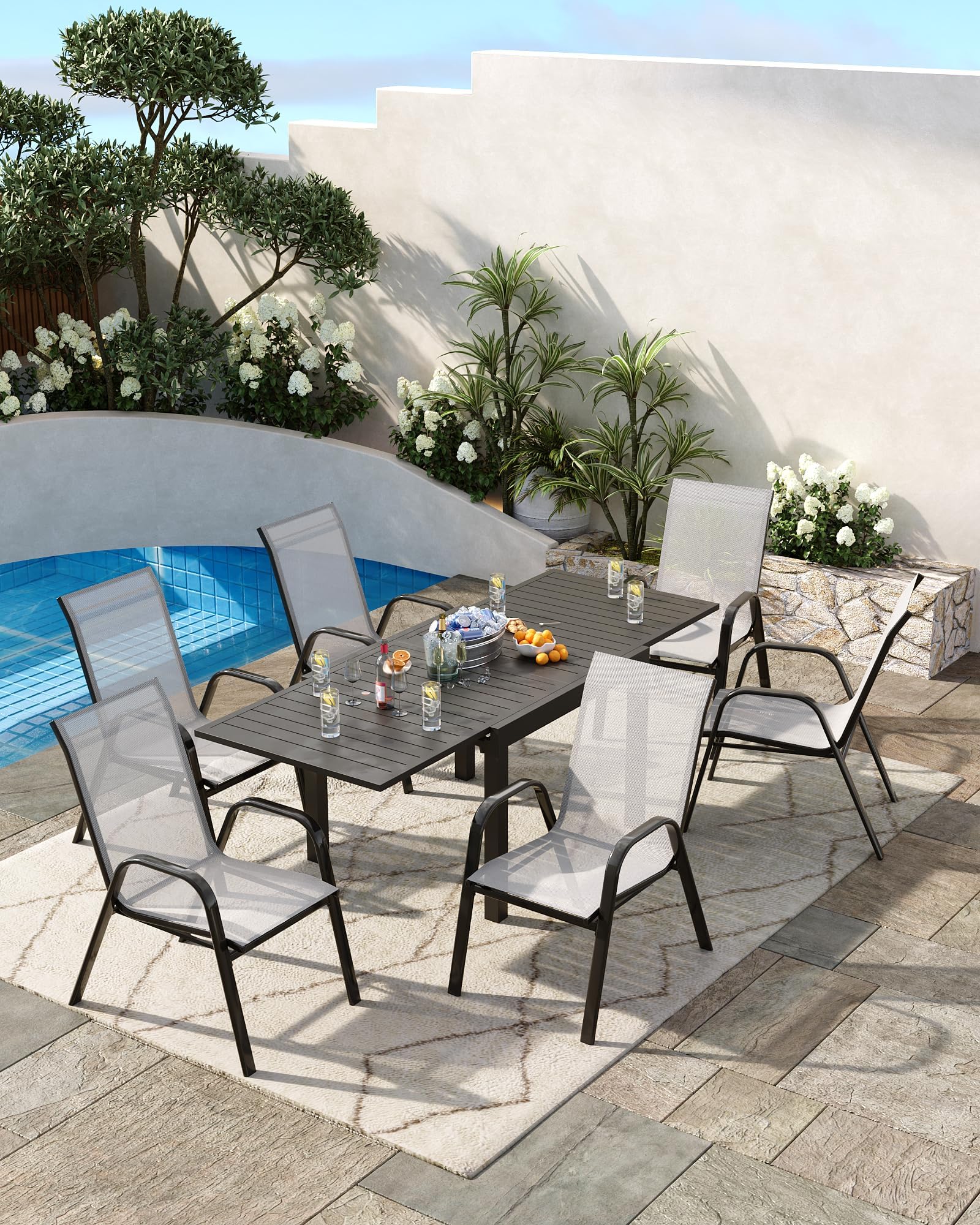 Garvee Set di 4 sedie da pranzo impilabili su patio con struttura in metallo e tessiline per giardino e terrazza, nere, salvaspazio
