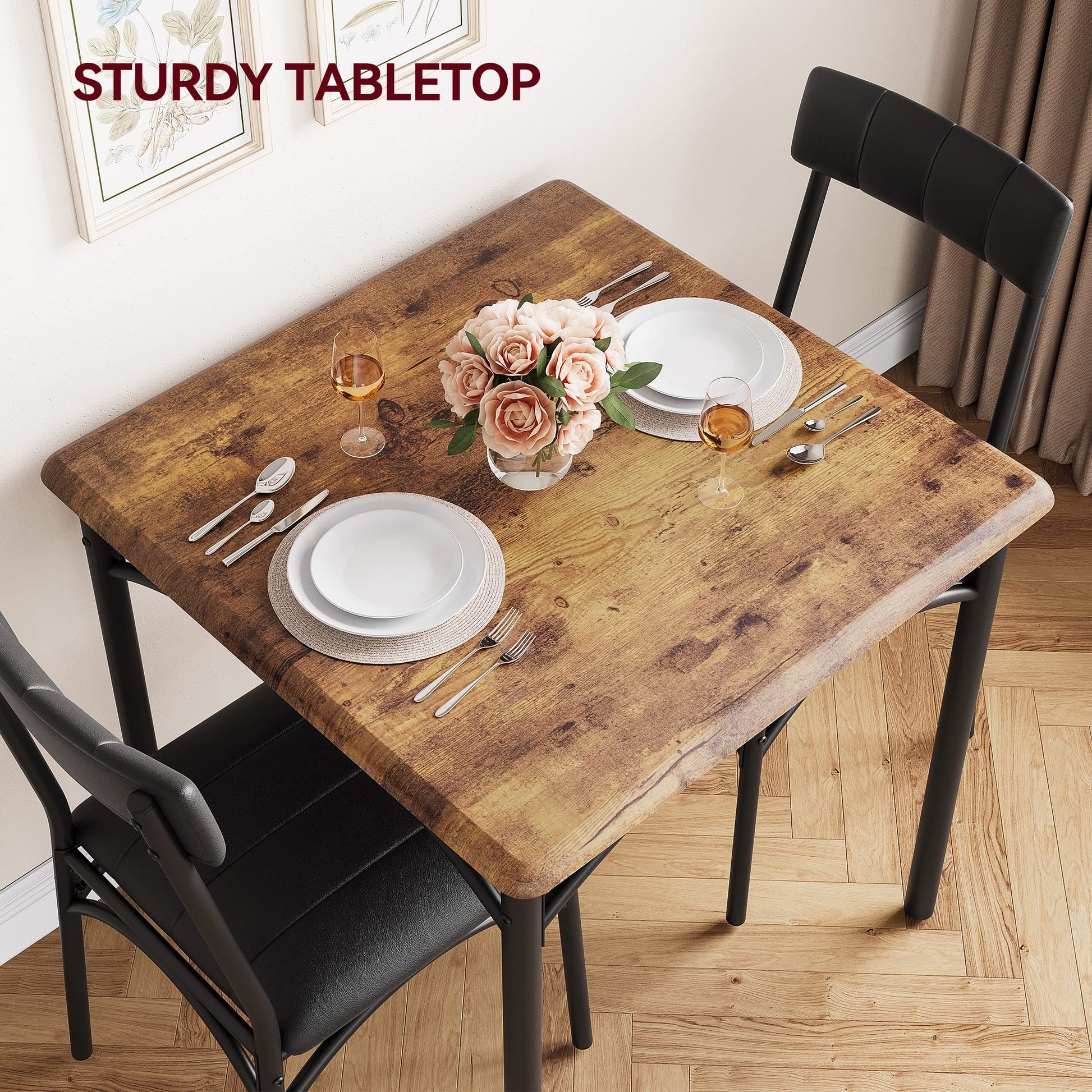Set da pranzo Garvee per 2 persone, tavolo da cucina quadrato marrone rustico con sedie imbottite, robusto MDF e acciaio, salvaspazio