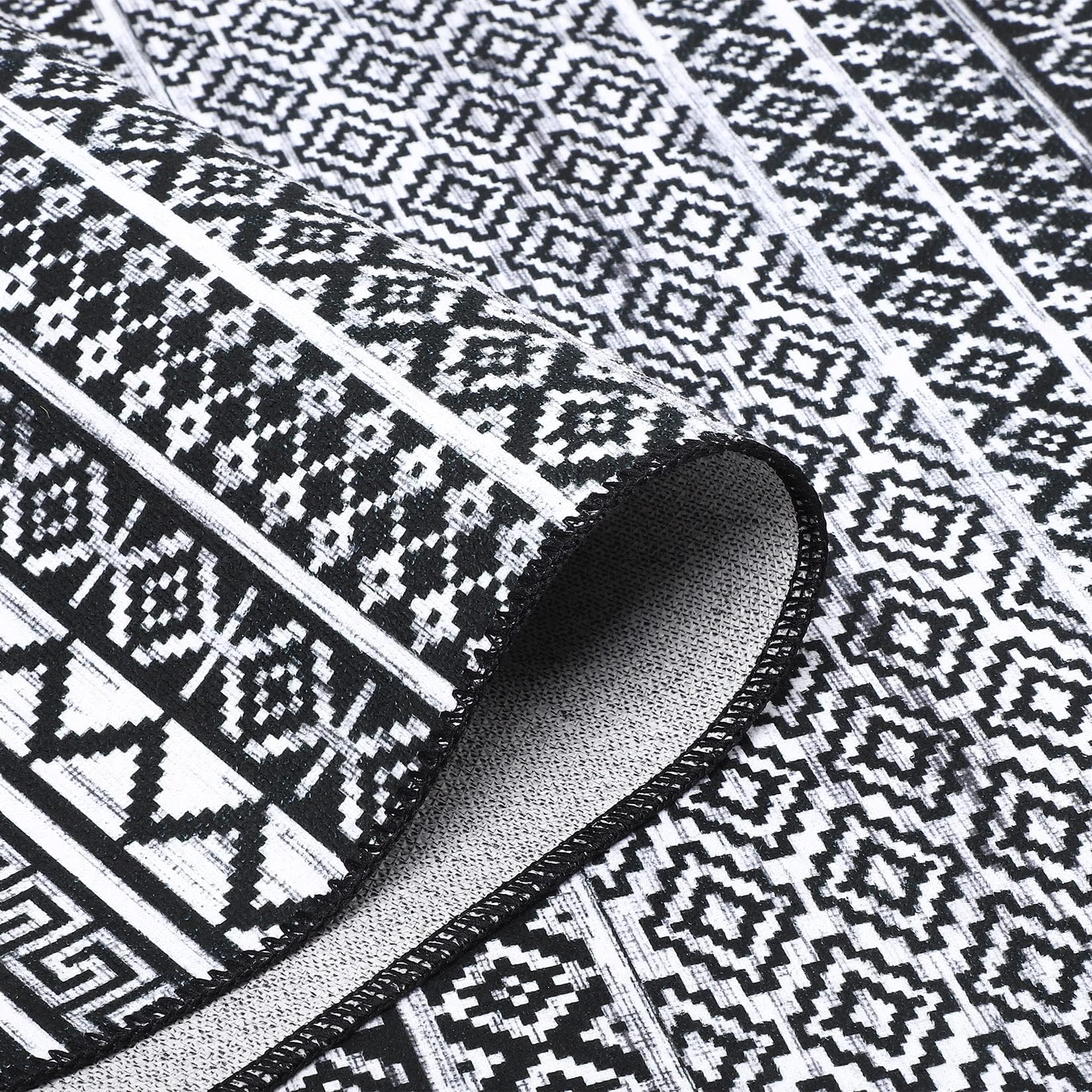 Tappeto marocchino Boho GARVEE 160x230cm Nero, idrorepellente, a pelo corto, resistente all'olio e alle macchie, lavabile, soggiorno e camera da letto