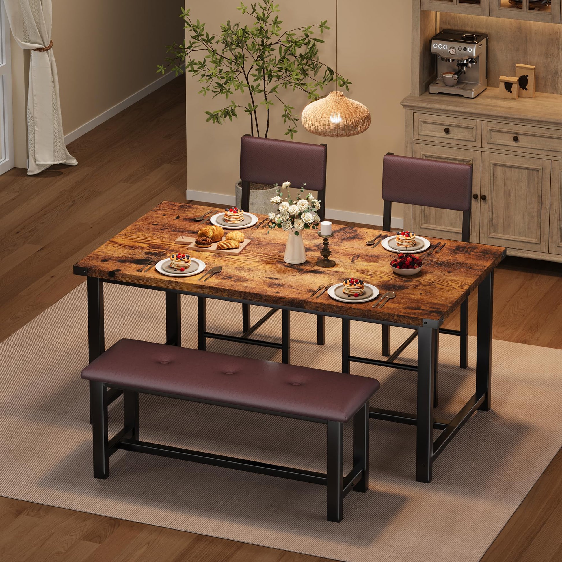 Set pranzo Garvee per 4 persone con seduta e panca imbottite, tavolo in MDF robusto, marrone rustico, salvaspazio per punch piccole