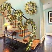 Ghirlanda natalizia illuminata Garvee da 24 pollici con luci a LED, a batteria, argento, per uso interno ed esterno