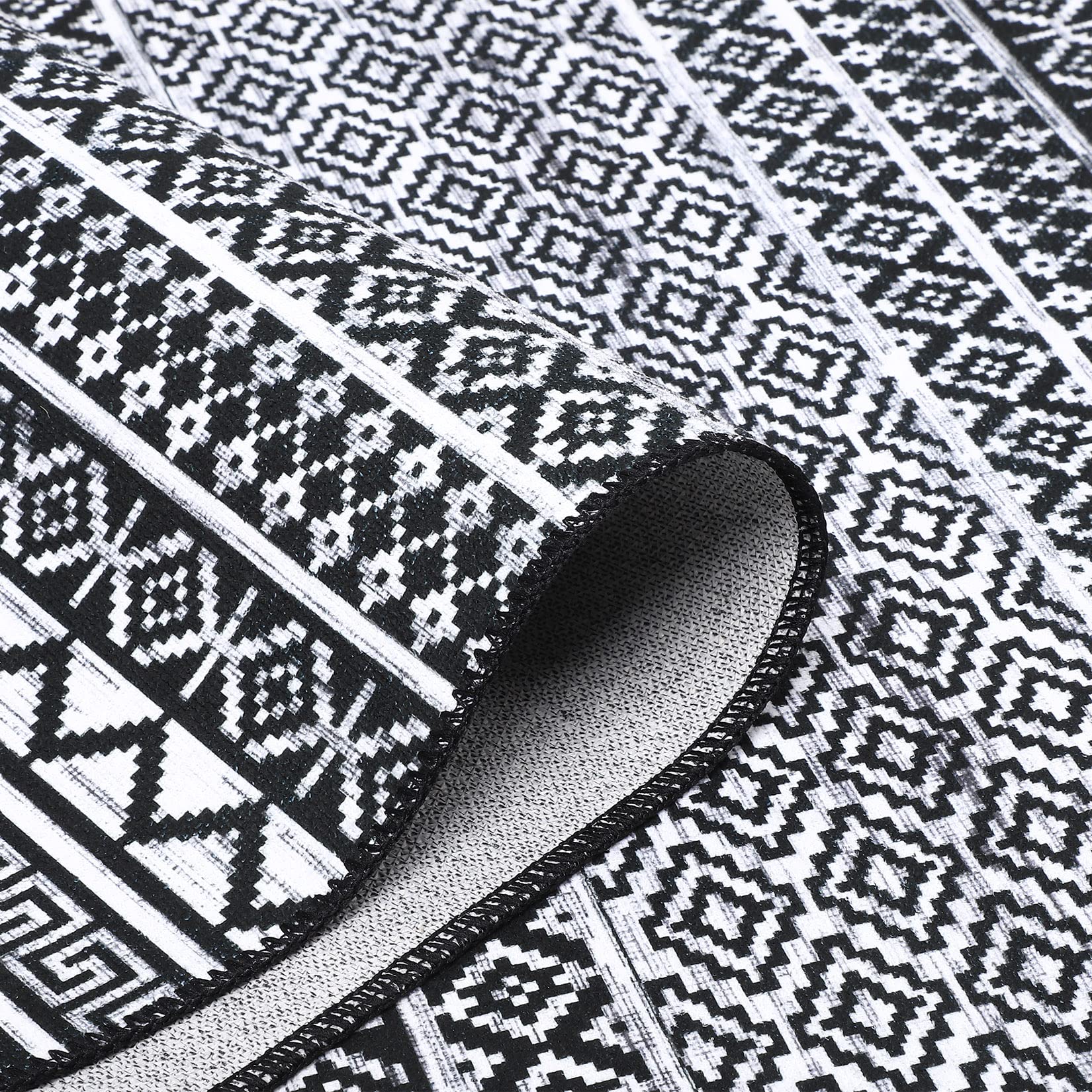 Tappeto impermeabile Garvee in stile marocchino boho, lavabile, resistente all'olio, antiscivolo, 160x230 cm, nero, per soggiorno e camera da letto
