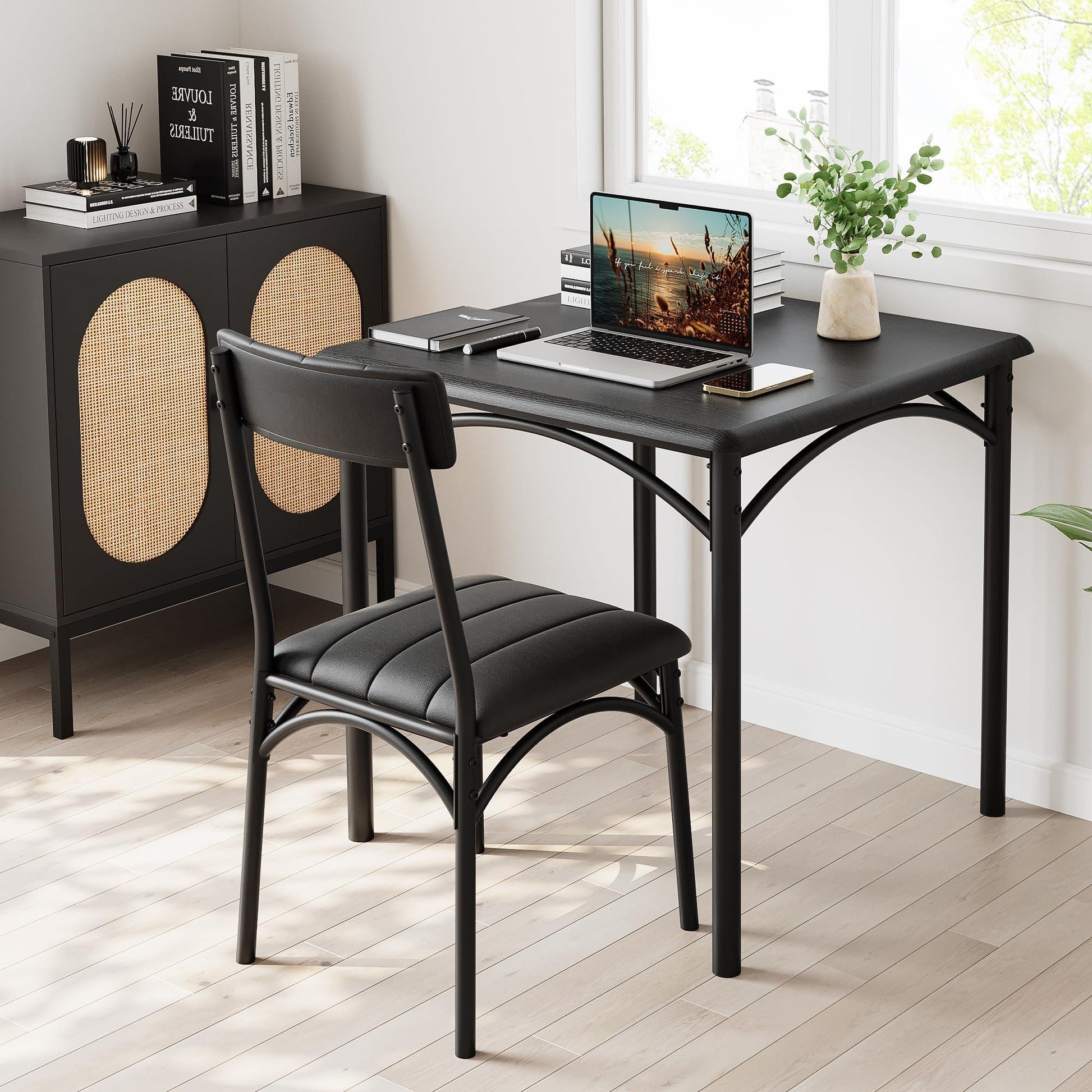 Set da pranzo Garvee da 3 pezzi per 2 persone, marrone retrò, struttura in metallo, sedie imbottite, piano in MDF, salvaspazio, stanze piccole