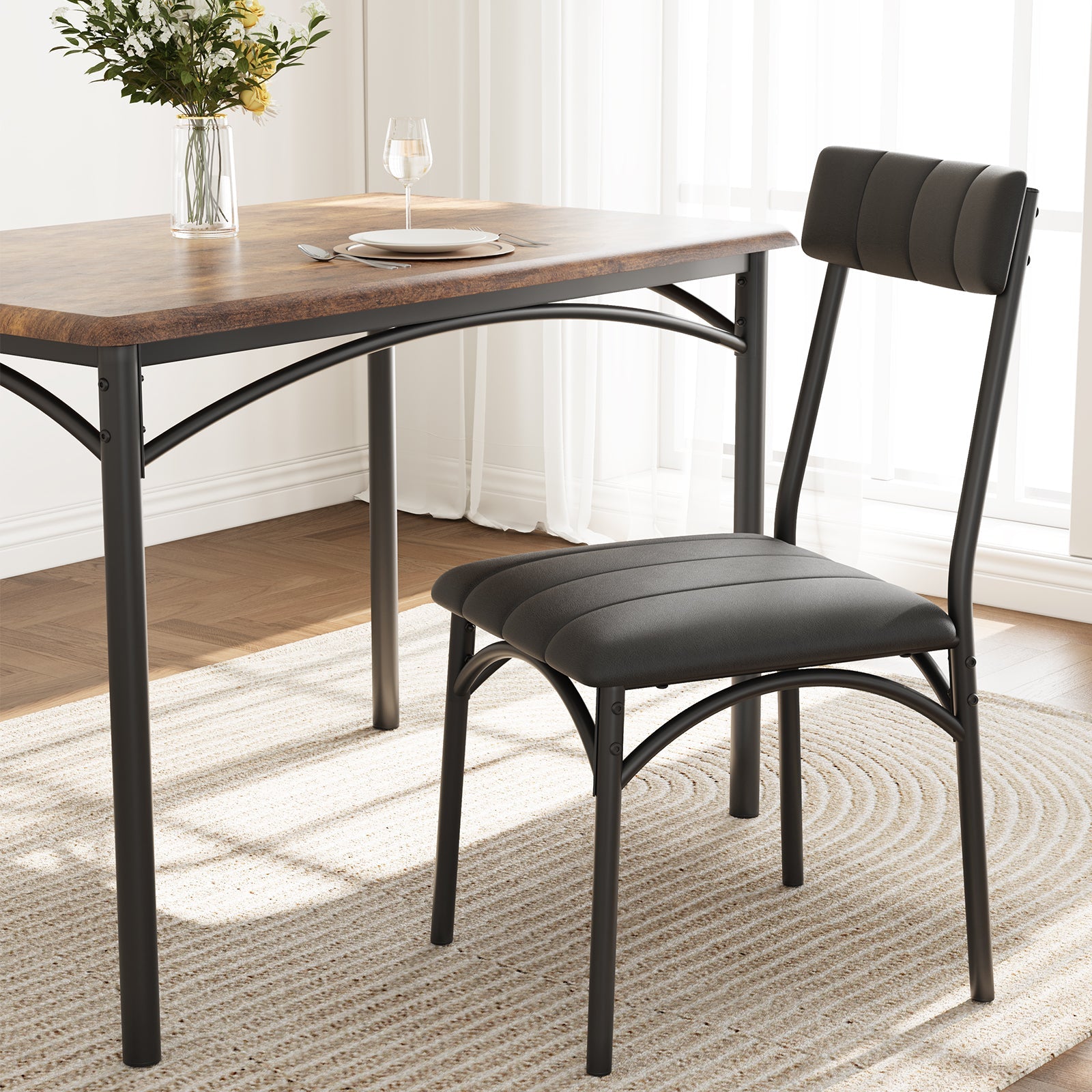 Set da pranzo Garvee per 4 persone, tavolo da cucina rustico con sedie imbottite, MDF e acciaio, salvaspazio, impermeabile, facile da montare, ideale per piccoli spazi