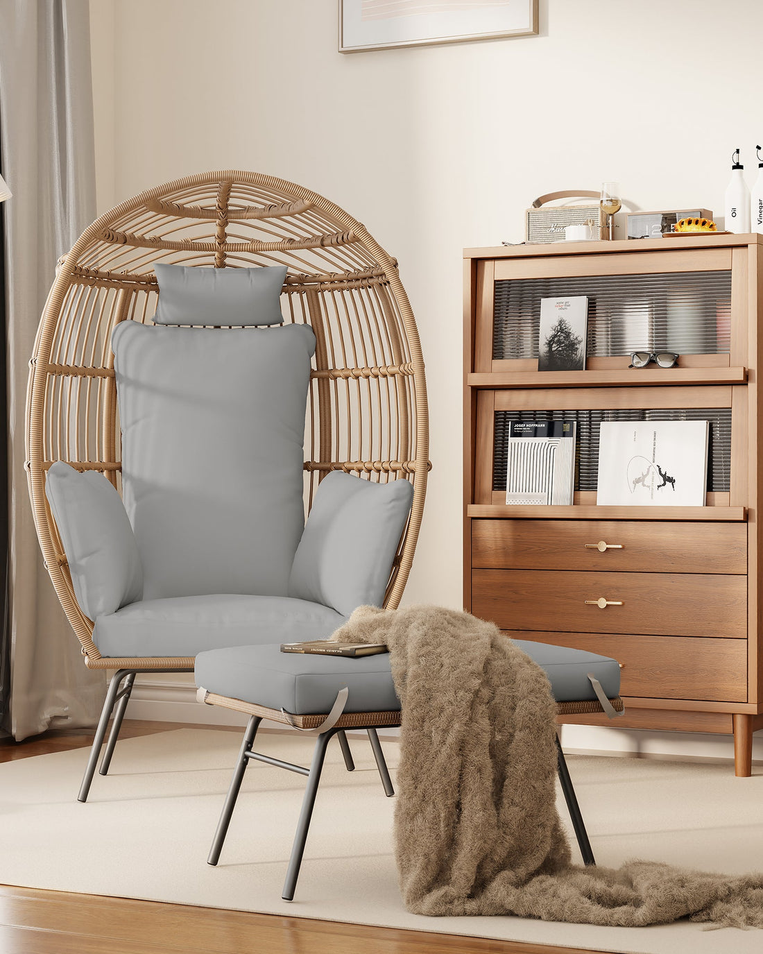 GARVEE Sedia a uovo in vimini con pouf, poltrona lounge in rattan, cuscino spesso e confortevole, resistente alle intemperie, struttura in acciaio, per giardino e terrazza