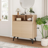 Credenza con ripiani regolabili Garvee Fluted Storage Cabinet, per soggiorno e cucina, gambe in legno pregiato 3D, struttura in metallo, nero