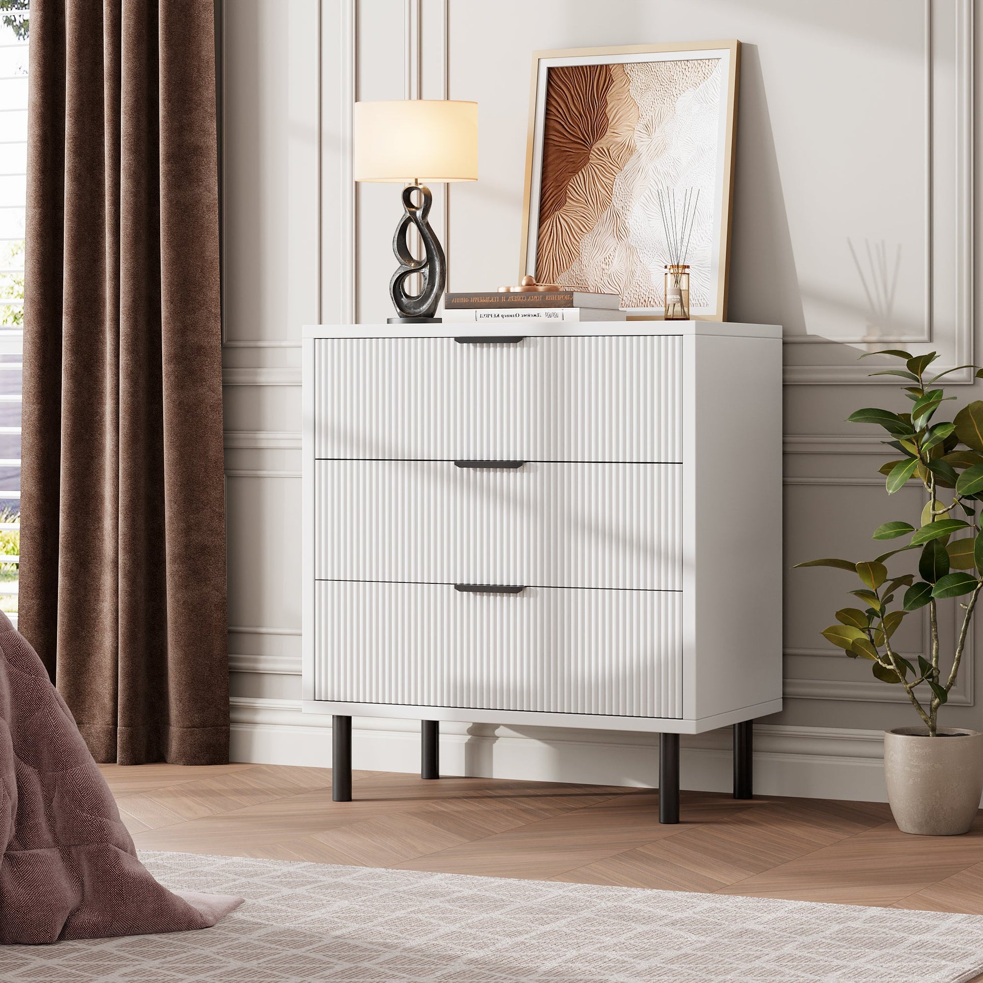 Cassettiera Garvee Fluted a 3 cassetti con gambe in metallo, protezione antiribaltamento, camera da letto, 27,6x15,7x29,9 pollici, bianco