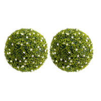 Garvee - Set di 2 palline di bosso artificiale da 20,5" con fiori bianchi per balcone e giardino, materiale PE verde, esente da manutenzione