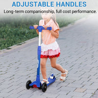 Monopattino per bambini Garvee regolabile in altezza in 3 posizioni, blu: con telaio in alluminio, ruote a LED e sterzo di sicurezza per bambini e bambine dai 3 anni in su, per uso interno ed esterno.