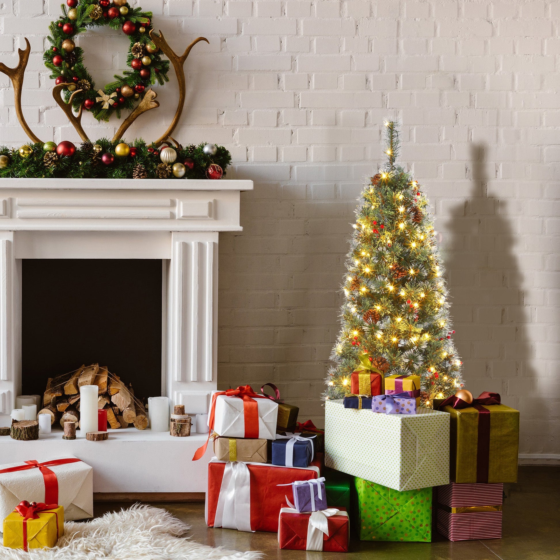 Albero di Natale vintage Garvee da 145 cm con struttura in metallo, 300 LED, 8 modalità, spina UE e base con morsetto